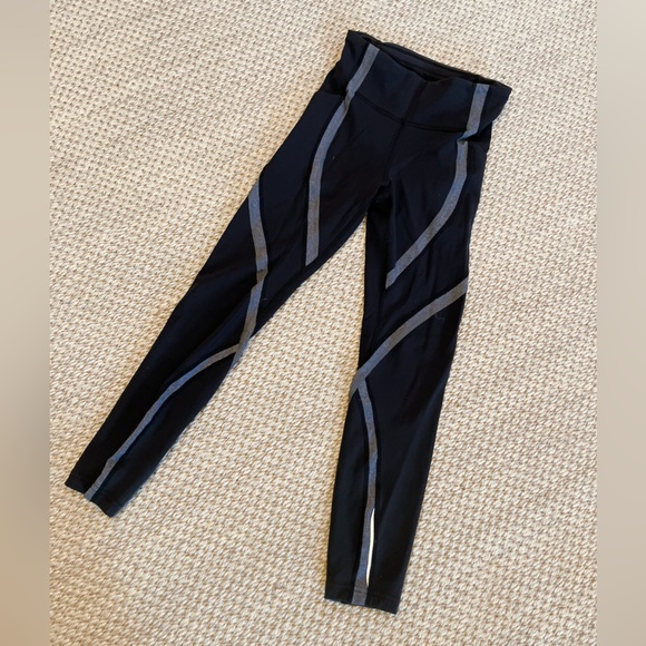 Lululemon wild twist black and gray leggings size 4 - Picture 7 of 9